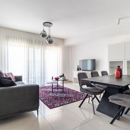 Stylish 1 Bedrooms Parking At City Gate Jerusalem Exterior photo