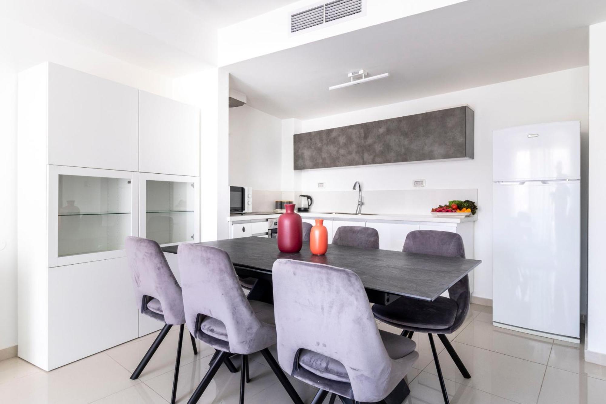 Stylish 1 Bedrooms Parking At City Gate Jerusalem Exterior photo